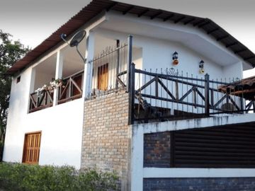 Casa Hotel Campestre - Zona Pueblo Tapao