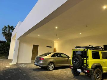 Casa en venta con Alberca en Fracc. Privado El Secreto