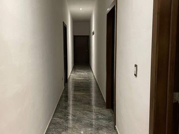 Casa en venta con Alberca en Fracc. Privado El Secreto