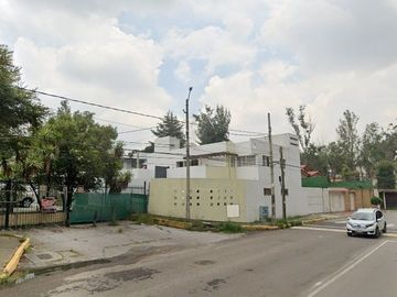 ¡APROVECHA ESTA INCREÍBLE OPORTUNIDAD PARA HACER CRECER TU PATRIMONIO! Casa en REMATE HIPOTECARIO BANCARIO en Fraccionamiento Bosques del Lago, Cuauti