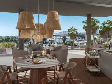 Penthouse con jacuzzi en rooftop, area bbq, en venta Puerto Los Cabos.