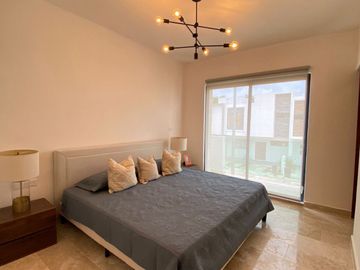 Casa En Venta en Cancún Arbolada Residencial