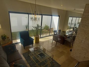 Casa En Venta en Cancún Arbolada Residencial