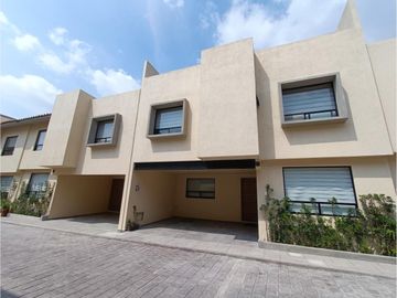 CASA EN VENTA DE 3 RECÁMARAS EN PASEO DEL FRESNO
