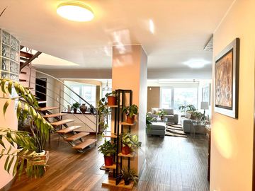 VENTA DEPARTAMENTO DUPLEX PENTHOUSE URB. VALLE HERMOSO OESTE – SURCO.