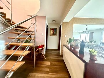 VENTA DEPARTAMENTO DUPLEX PENTHOUSE URB. VALLE HERMOSO OESTE – SURCO.