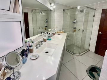 VENTA DEPARTAMENTO DUPLEX PENTHOUSE URB. VALLE HERMOSO OESTE – SURCO.