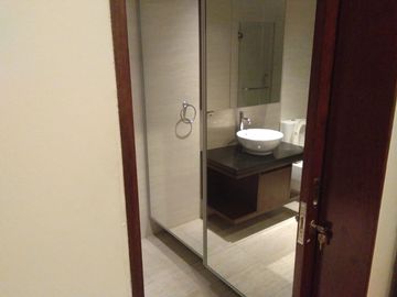 BUTUH CEPAT Rumah Modern Resort Pejaten Kemang Luas 1153 TERMURAH