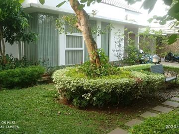 BUTUH CEPAT Rumah Modern Resort Pejaten Kemang Luas 1153 TERMURAH