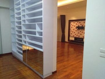 BUTUH CEPAT Rumah Modern Resort Pejaten Kemang Luas 1153 TERMURAH