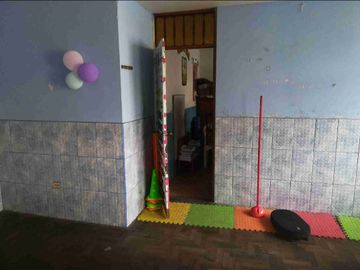 Remate de Casa/Colegio en Canto Grande, san juan de Lurigancho