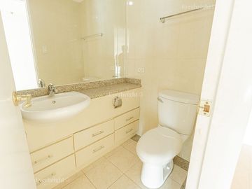 🔆3BR Shang Grand Tower For Sale | High floor “B” unit