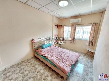 Townhouse for sale in Krathum Lom, Om Noi, Sakhon Kasem, Phetkasem, Phutthamonthon Sai 4 areas: Nichakorn Village 3: 2 floors, 21 sq m: CODE JN-91175