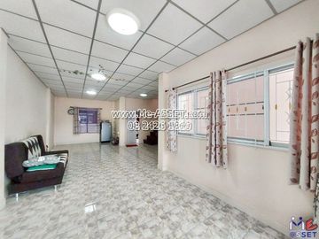 Townhouse for sale in Krathum Lom, Om Noi, Sakhon Kasem, Phetkasem, Phutthamonthon Sai 4 areas: Nichakorn Village 3: 2 floors, 21 sq m: CODE JN-91175