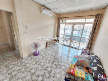 Townhouse for sale in Krathum Lom, Om Noi, Sakhon Kasem, Phetkasem, Phutthamonthon Sai 4 areas: Nichakorn Village 3: 2 floors, 21 sq m: CODE JN-91175