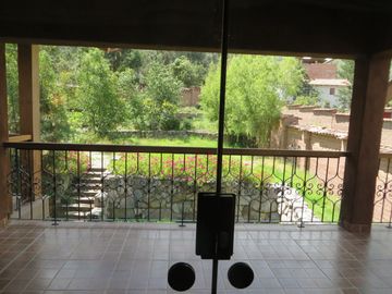 SE VENDE CASA DE CAMPO EN CALLE GRAU, URUBAMBA, CUSCO (CAMINO A TANTANMARCA)