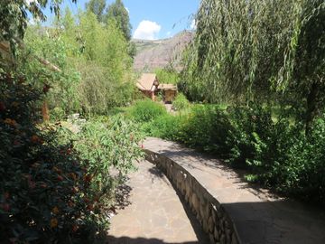 SE VENDE CASA DE CAMPO EN CALLE GRAU, URUBAMBA, CUSCO (CAMINO A TANTANMARCA)