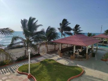 departamento con vista al mar en venta en Crucita