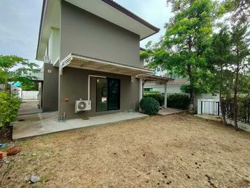Modern style house for sale with fish pond in a secured Mooban, San Kamphaeng, Chiang Mai