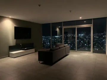 Departamento en Venta en Zona Tec (Micropolis) en Monterrey, Nuevo Leon