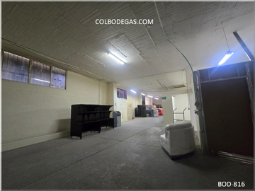 ALQUILER DE BODEGA DE 360 METROS2, ¡Tu espacio ideal te espera! ¿Buscas la bodega perfecta para hacer crecer tu negocio?.