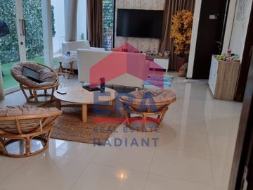 Rumah Dijual di Bintaro Sektor 9, Cluster Vania Permata