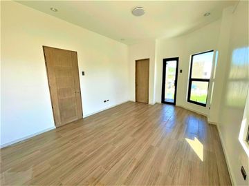 4 Bedroom House and Lot For Sale in Metropolis Pit-os Cebu