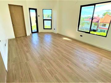 4 Bedroom House and Lot For Sale in Metropolis Pit-os Cebu