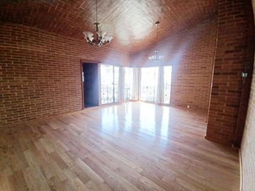 Hermosa Casa Estilo Hacienda en Venta en Pachuca.