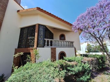 Hermosa Casa Estilo Hacienda en Venta en Pachuca.