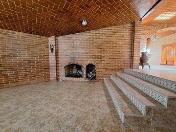 Hermosa Casa Estilo Hacienda en Venta en Pachuca.