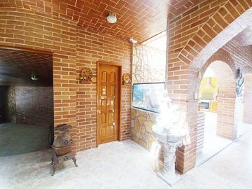 Hermosa Casa Estilo Hacienda en Venta en Pachuca.
