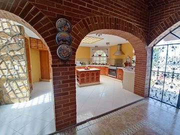 Hermosa Casa Estilo Hacienda en Venta en Pachuca.