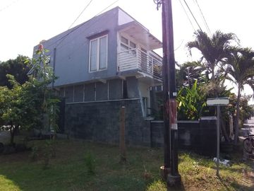 DIJUAL RUMAH SIAP HUNI Perum. GRAND SEMANGGI RUNGKUT SBY