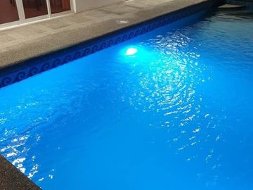 Venta Casa  De 2 Plantas Con Piscina En La Playa San Clemente - Manabí