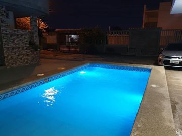 Venta Casa  De 2 Plantas Con Piscina En La Playa San Clemente - Manabí