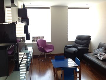 Venta Amplio Penthouse 3 dormitorios con baño cada uno sector Lomas de Monteserrín