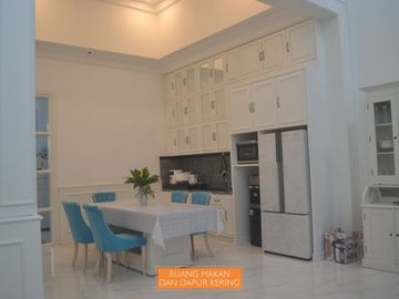 Fod sale a modern luxury house at sleman yogyakarta