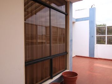 DEPARTAMENTO  EN VENTA  URB.MIRAFLORES  - CASTILLA- PIURA