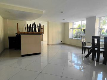 OPORTUNIDAD Se Vende Depto un Dormitorio, con estacionamiento San Miguel