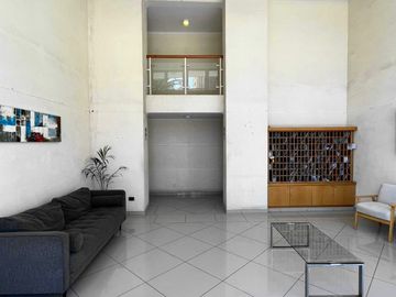 OPORTUNIDAD Se Vende Depto un Dormitorio, con estacionamiento San Miguel