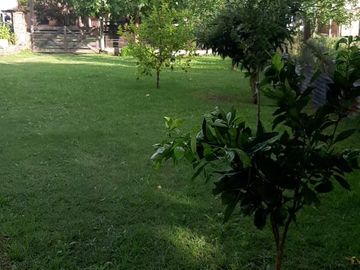 Casa En 2 Lotes En Calle 43 E/ 26 Y 30 De Verónica, Partido De Punta Indio.