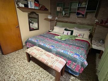 Casa En 2 Lotes En Calle 43 E/ 26 Y 30 De Verónica, Partido De Punta Indio.