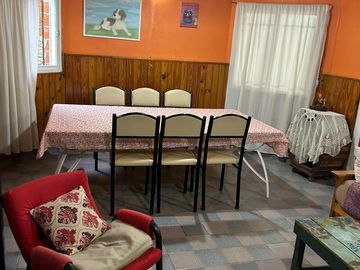 Casa En 2 Lotes En Calle 43 E/ 26 Y 30 De Verónica, Partido De Punta Indio.