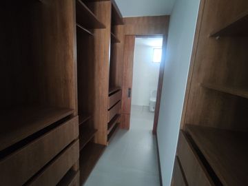 Departamento duplex tipo Casa con jardin de Venta en Cumbaya