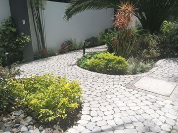 Departamento duplex tipo Casa con jardin de Venta en Cumbaya