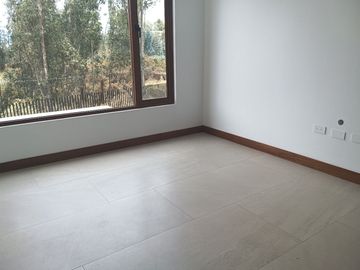Departamento duplex tipo Casa con jardin de Venta en Cumbaya