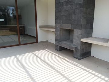 Departamento duplex tipo Casa con jardin de Venta en Cumbaya