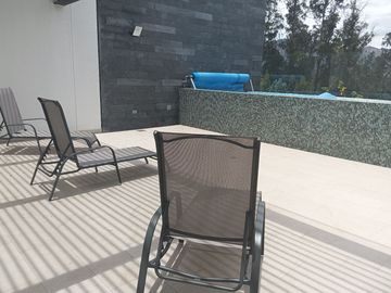 Departamento duplex tipo Casa con jardin de Venta en Cumbaya