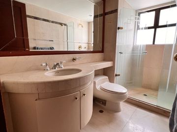 APARTAMENTO EN VENTA EN LA TOMATERA EL POBLADO 4 HABITACIONES 499 MTS